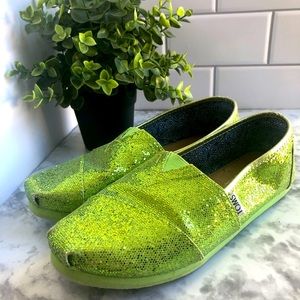 Green Glitter Toms size 4.5Y